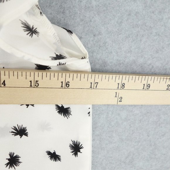 LOFT Top Women's Extra Small Petite White Chiffon Flutter Sleeve Ruffle Hem Boho - Picture 8 of 10